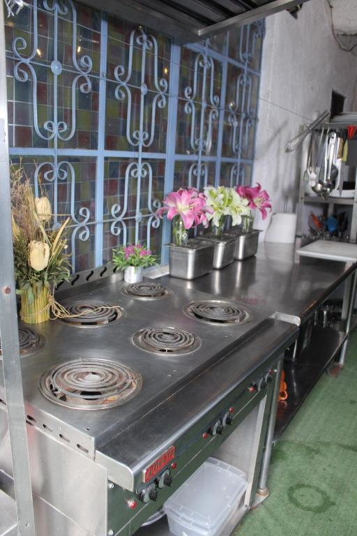 Habitación Privada 4 hasta 8 personas Cerca GNP y Autodrómo Aquí Comes Rico - 4