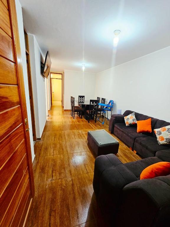 Spacious 2-story house with patio - 1