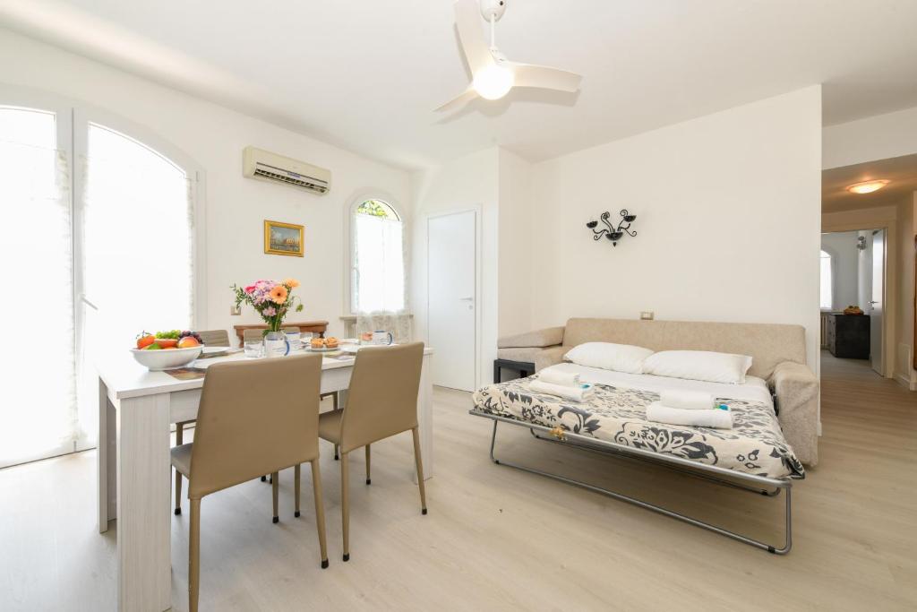 My Garda Holiday Home Peschiera Dogana - 4