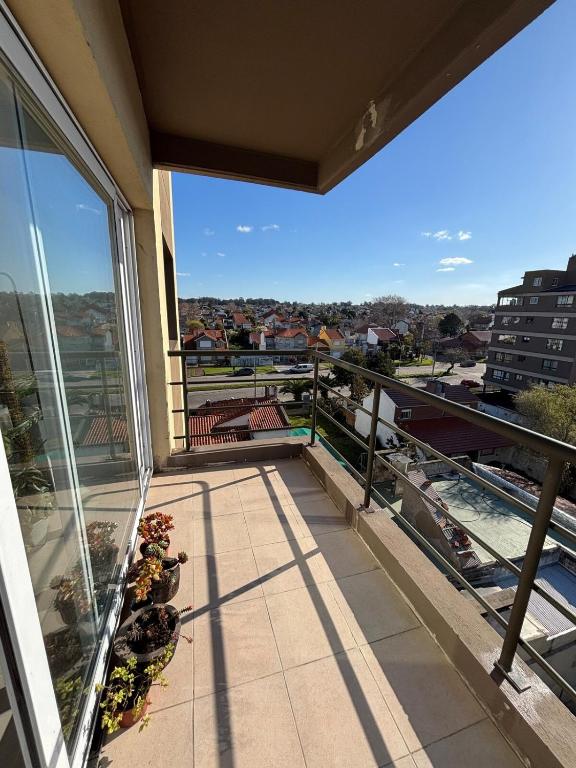 Depto 2 Amb en Punta Mogotes con Cochera privada- Edificio frente al mar - 2