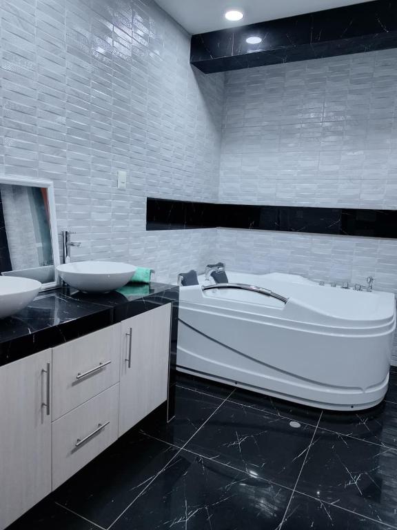 Hotel Roma Vip - 1