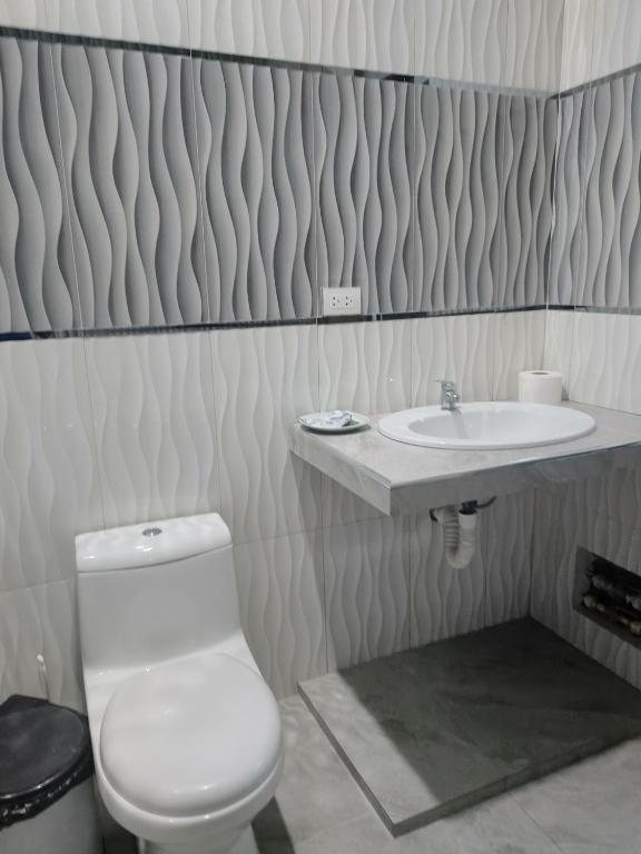 Hotel Roma Vip - 3