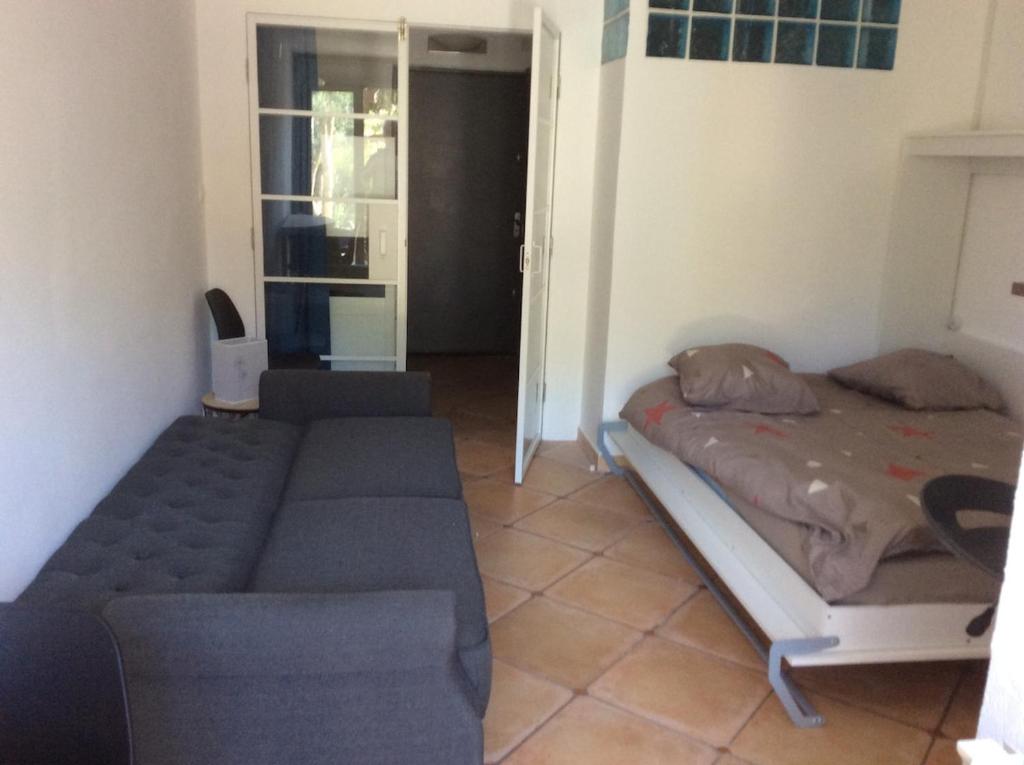 Cap-Agde 2 studio-cabine -RDC avec jardin et 2eme étage -proximité port,plage-11pers - 2