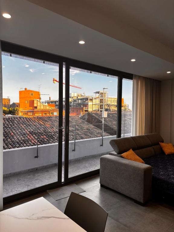 Corner Glass House - 5