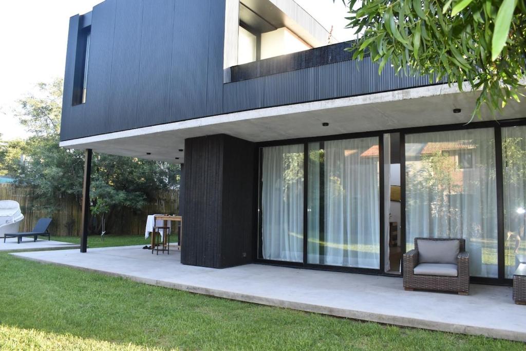 Brand new house in Bosque Peralta Ramos - 4