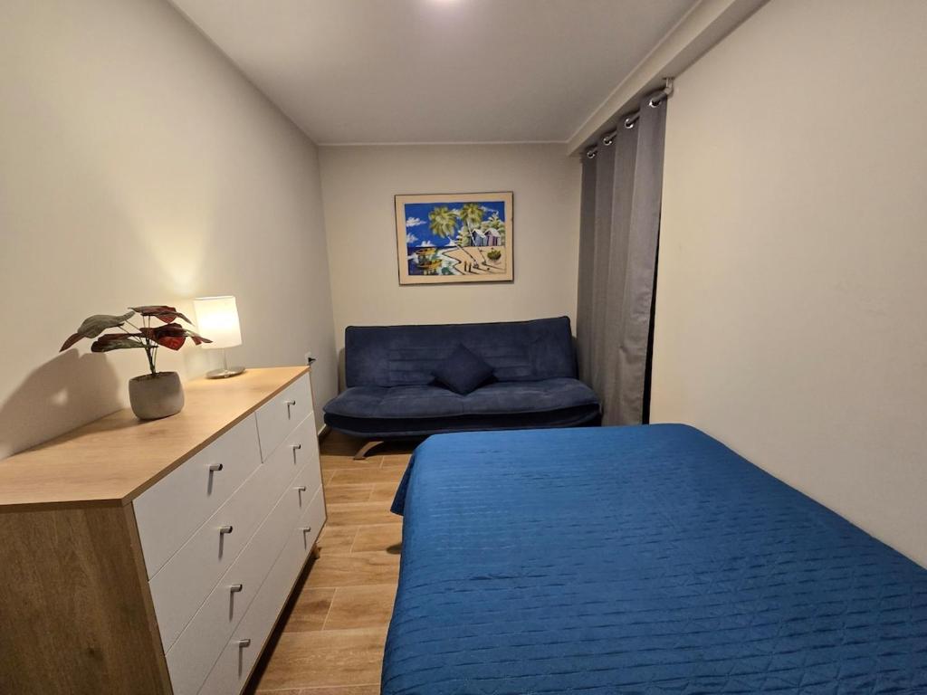 Casa a unos metros de la playa, vista al mar - 4