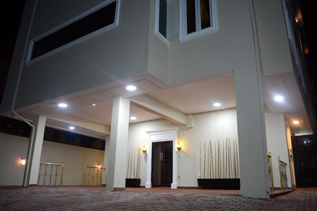 RightGate Hotel photo