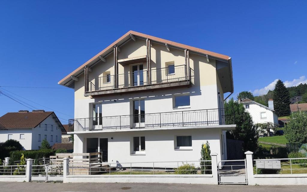 Maison entière au centre-ville de Gérardmer - 4