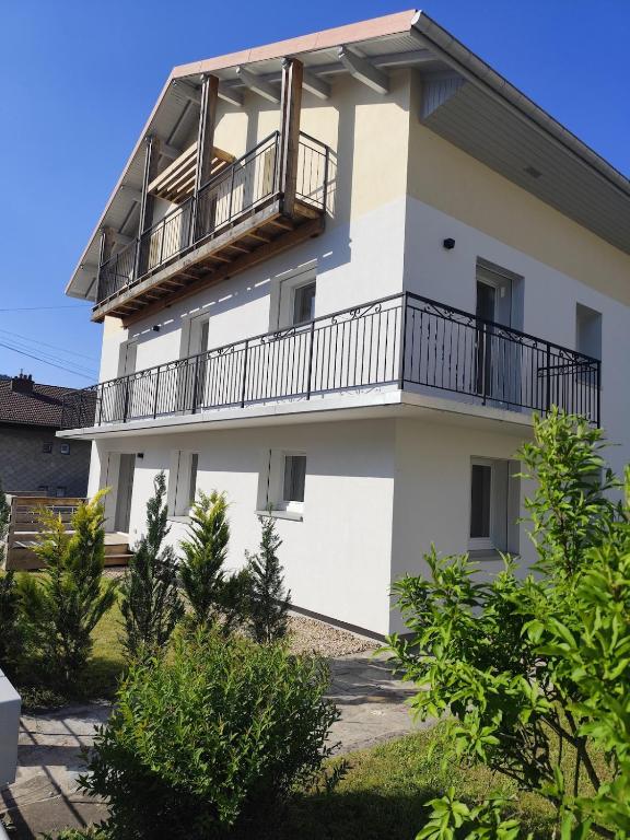Maison entière au centre-ville de Gérardmer - 3