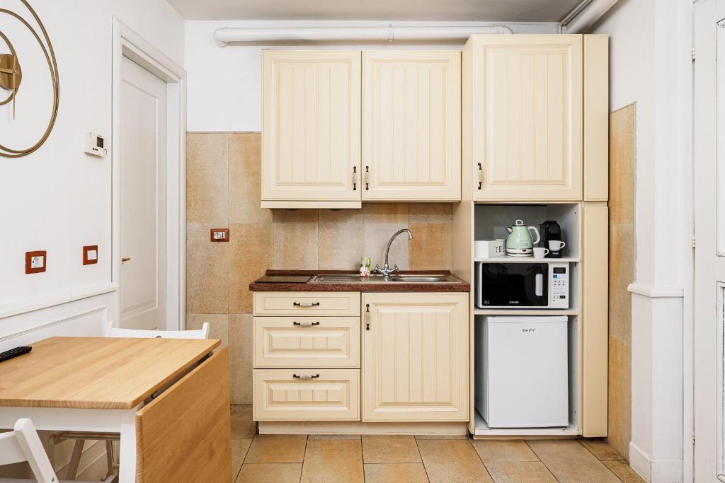 Classbnb - Apartment just a 5 minute walk from piazza duomo - 4