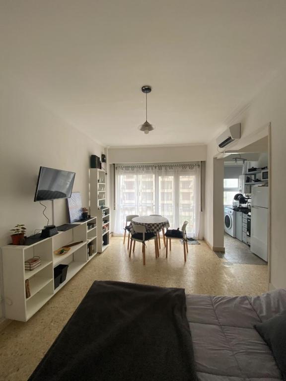 DEPARTAMENTO Av PEDRO LURO - 1