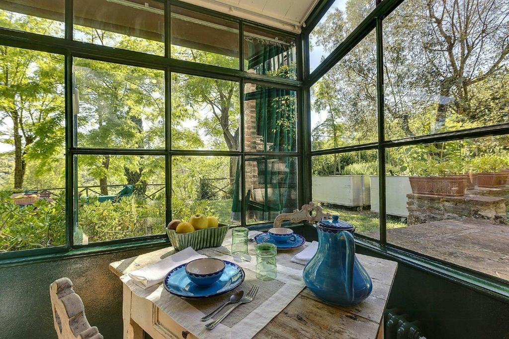 Charming hideaway in an artists' hamlet - 3