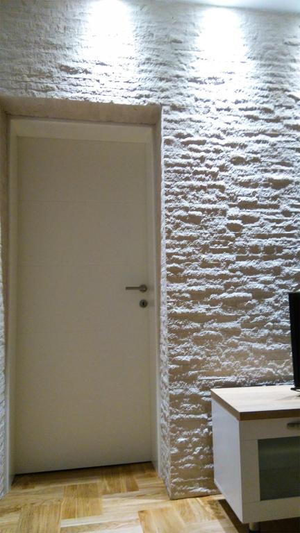 Apartment Salsa - 3