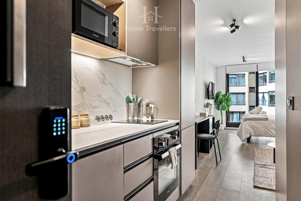 HT Studio in Las Condes with terrace and parking - 3