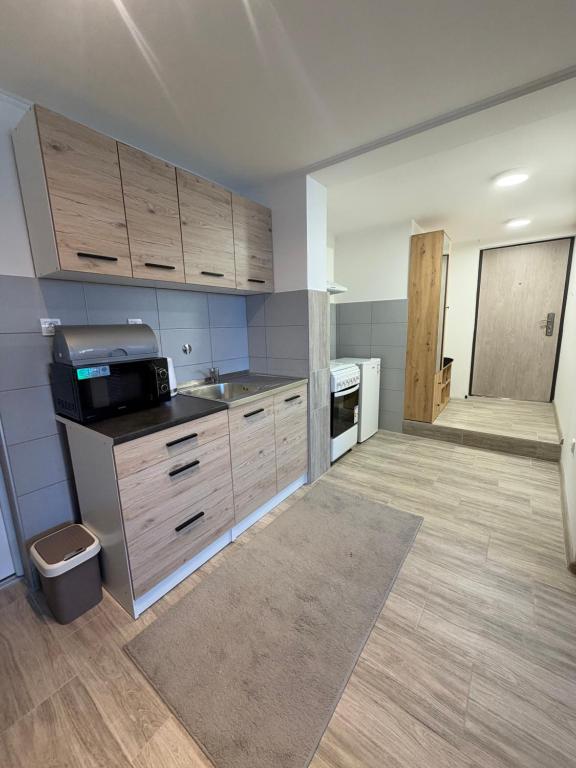 Dobby Apartment - 4