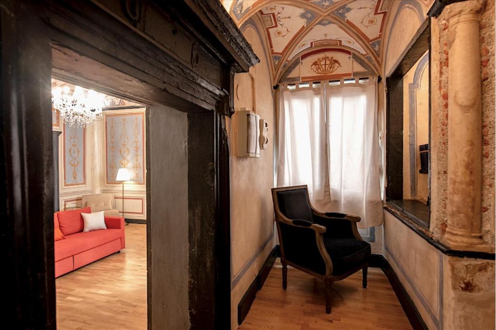Acquarium - Exclusive Home in 17th Century Palace - 4