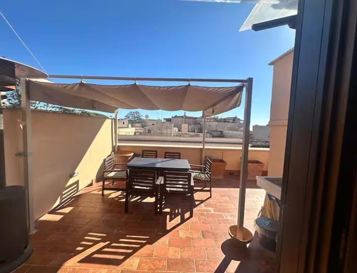 Rooftop Villa - 2