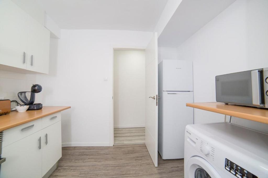 Reina Apartment - 3
