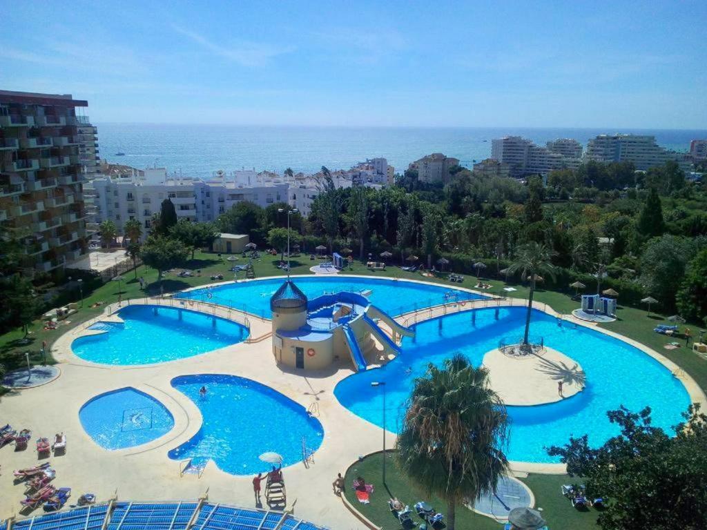 Modern Luxury Studio I Pool & Beach - 3