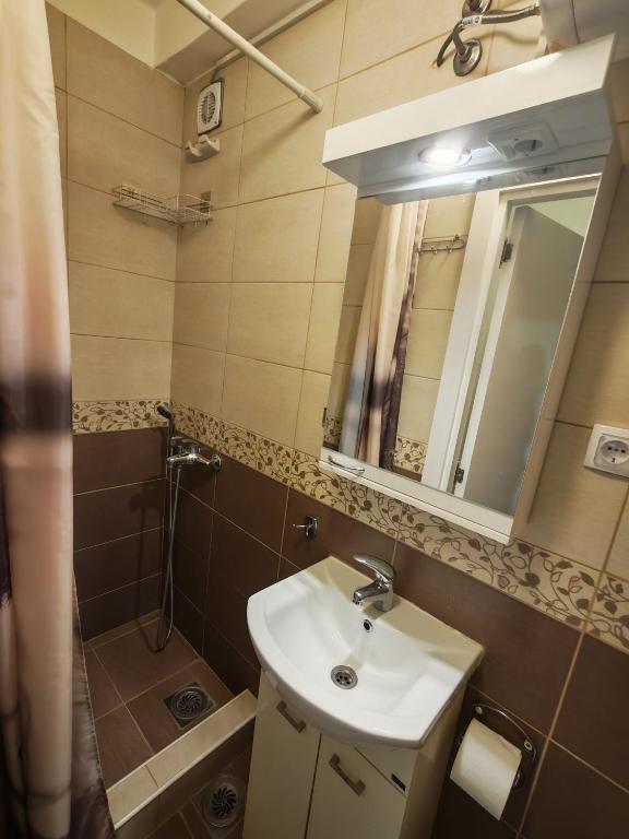 KM Apartment - 5