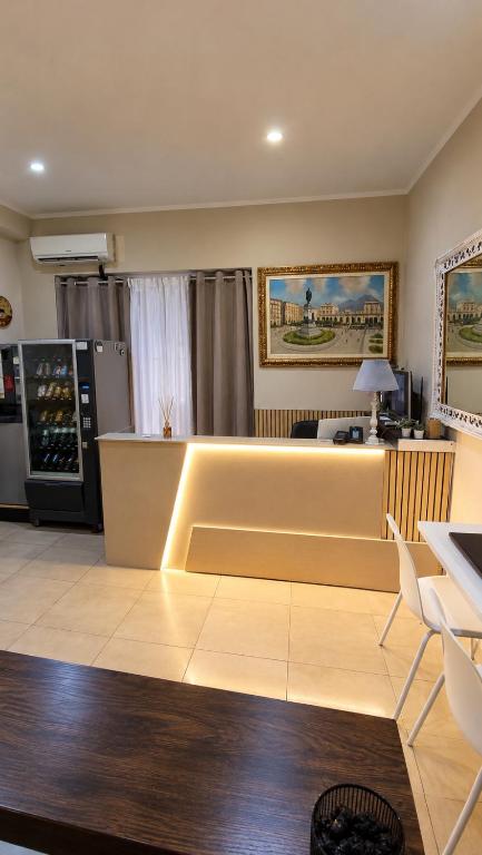 B&B Napoli Centrale Room&Jacuzzi - 2