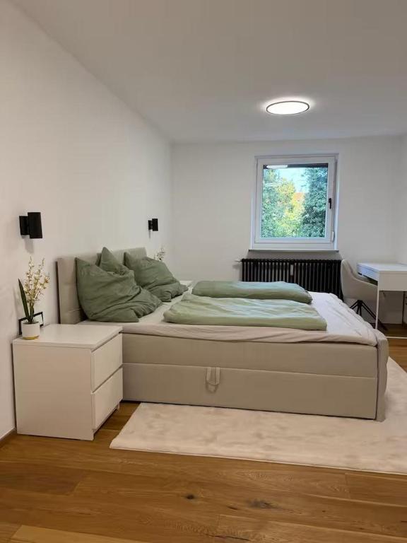 4-Bedroom Apartment - 10 Minutes from Oktoberfest - 3