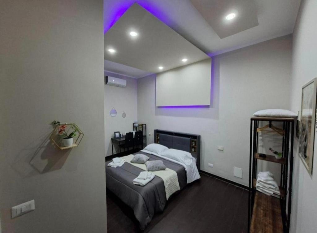 airport services rooms - 2
