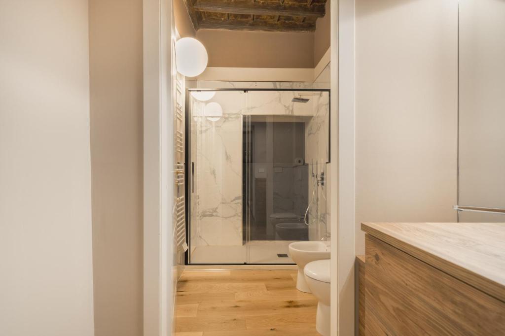 Mani -Residenza Santa Teresa,eleganza e design nel cuore di Torino - 5