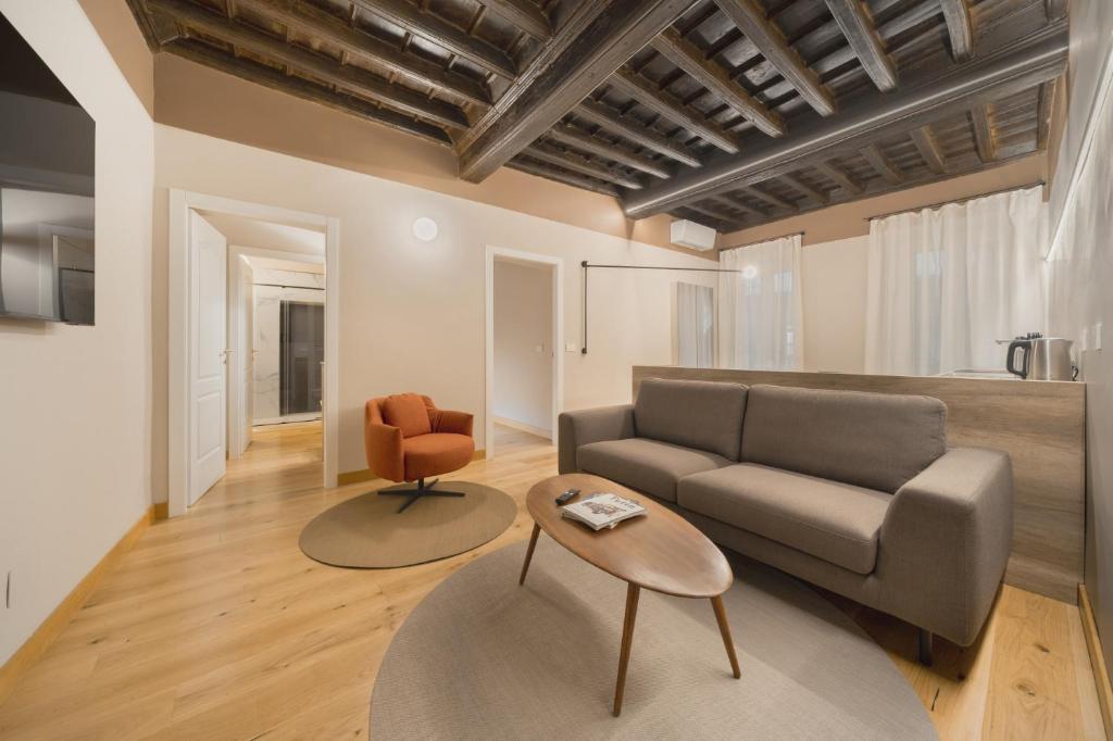 Mani -Residenza Santa Teresa,eleganza e design nel cuore di Torino - 1