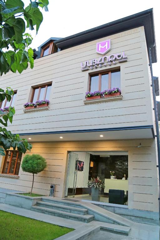 Entrance, My Hotel Yerevan in Yerevan