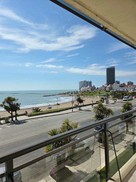 Al Mar Varesse - 1