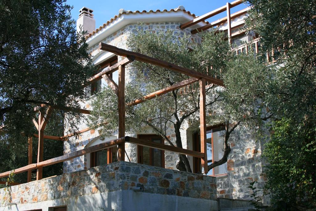 Villas Zoe — Hotel in Skiathos Island