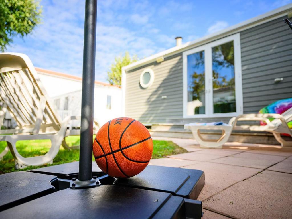 Mobil-home, animaux acceptés - 4 pers. - FR-1-1021-13 - 2