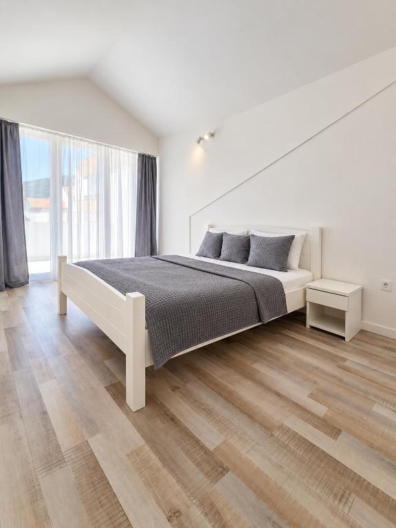 Gregović Urban Terrace Residence Budva - 5