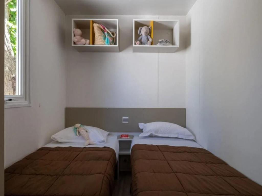 Mobil-home confortable avec terrasse - 4 pers. - FR-1-929-3 - 4