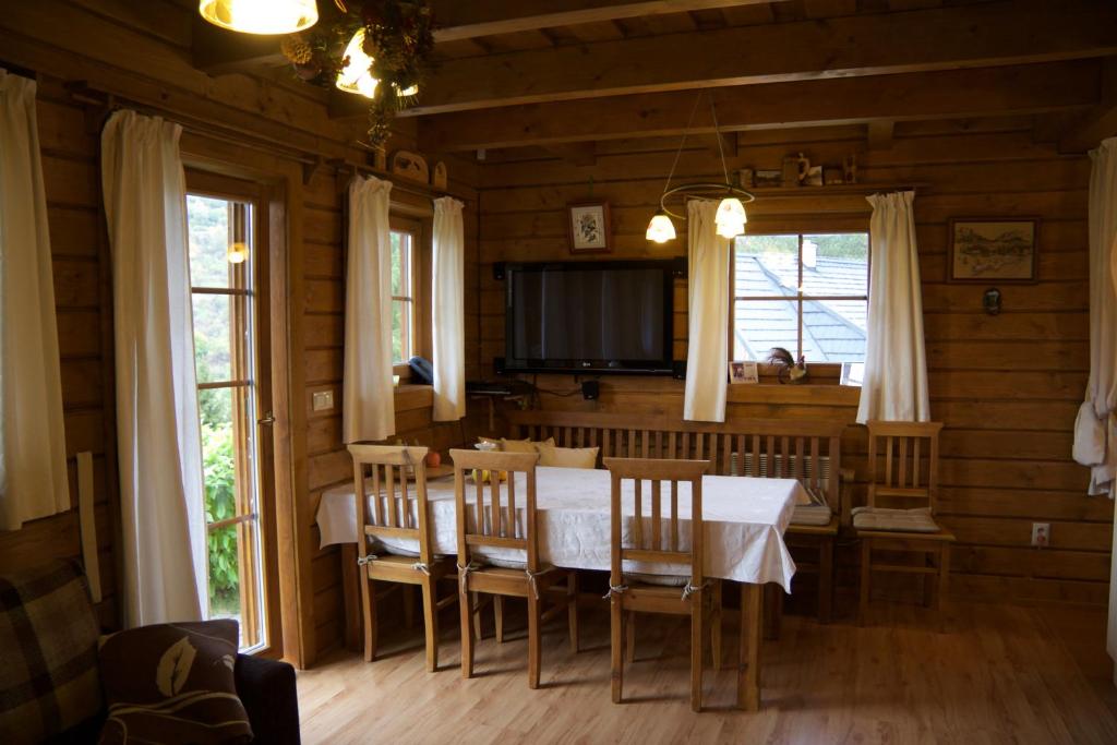 터초바 숙소 내부 전경