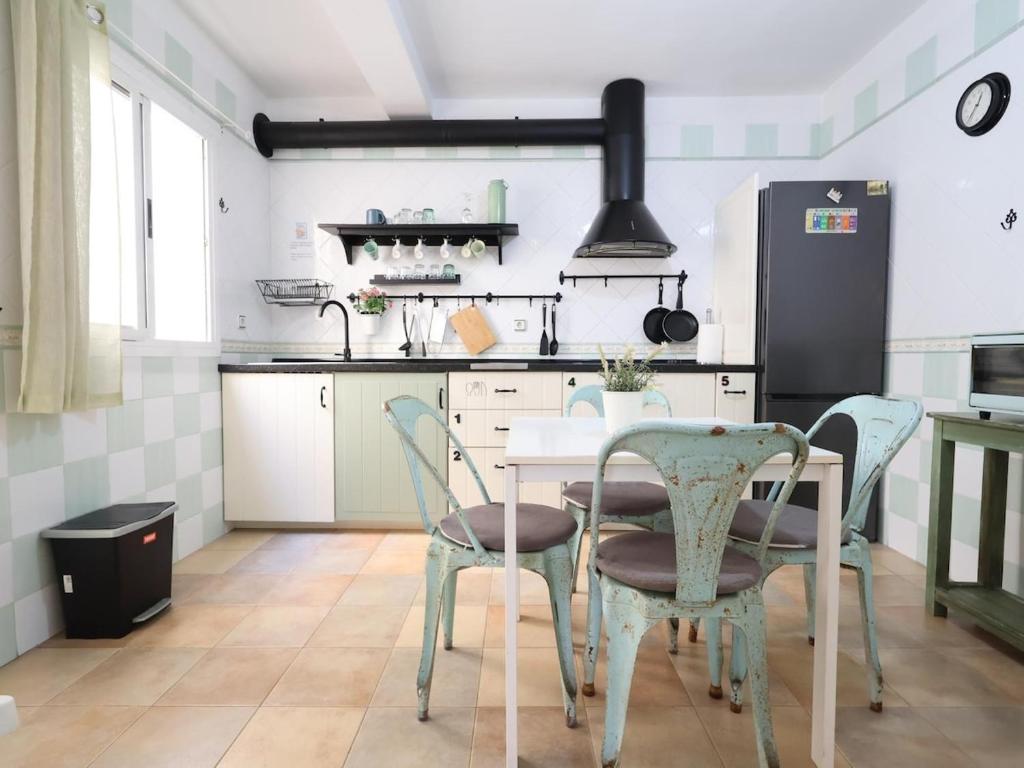 Galicia Room 5 - Single Room with Air Conditioning in Benalmadena - 3
