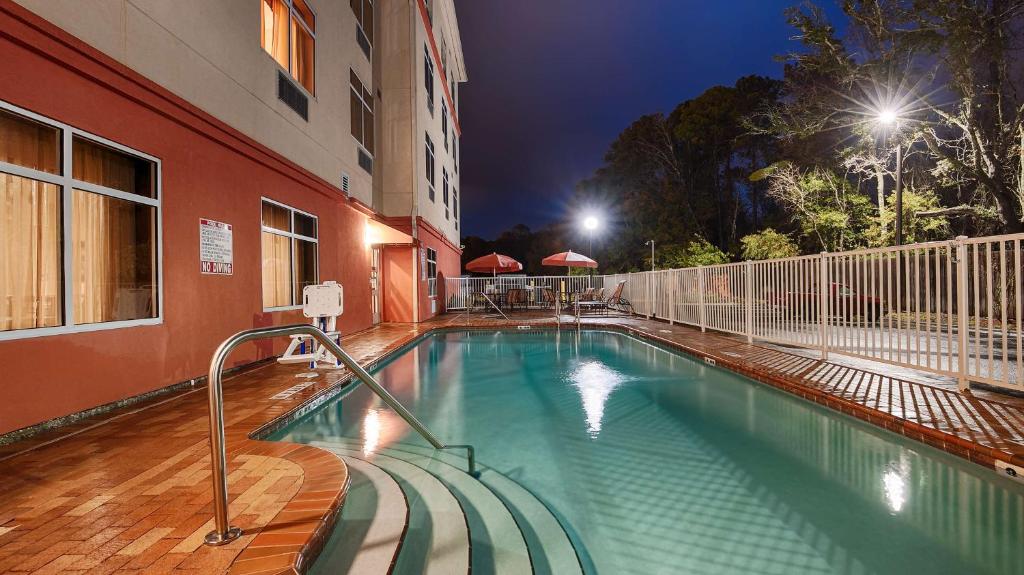 Best Western Plus Cecil Field Inn and Suites photo
