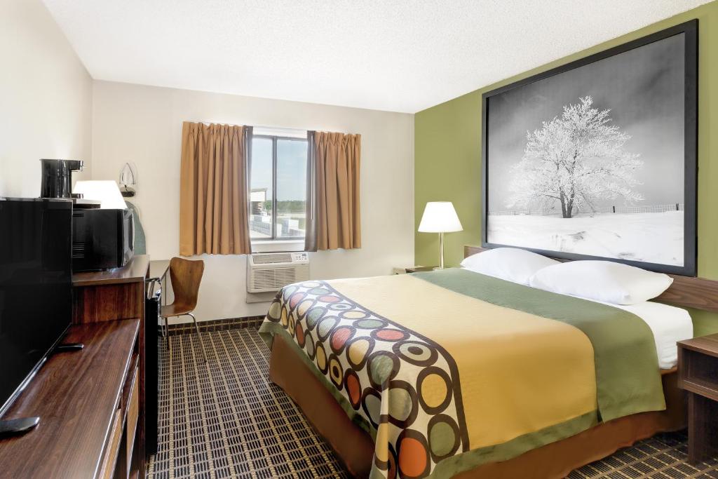 Super 8 by Wyndham Norfolk, Norfolk