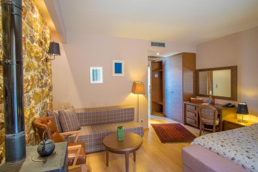 Orizontes Tzoumerkon Hotel Resort photo