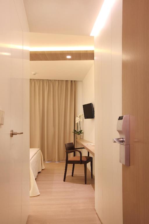 Hotel Carlos I — Hotel rooms in Benidorm, Valencian Community