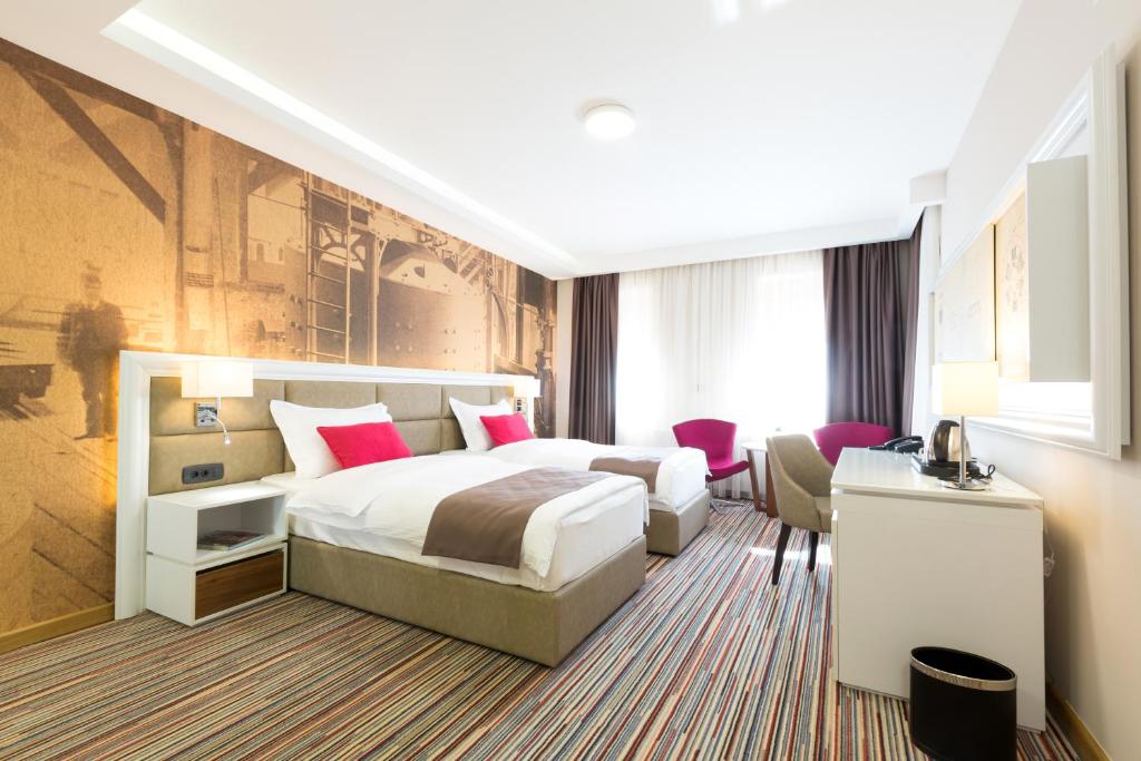 Hotel TESLA - Smart Stay Garni — Hotel in Belgrade