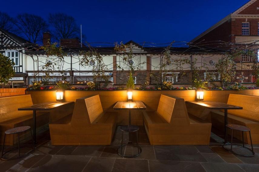 The Bull & Stirrup Hotel Wetherspoon photo