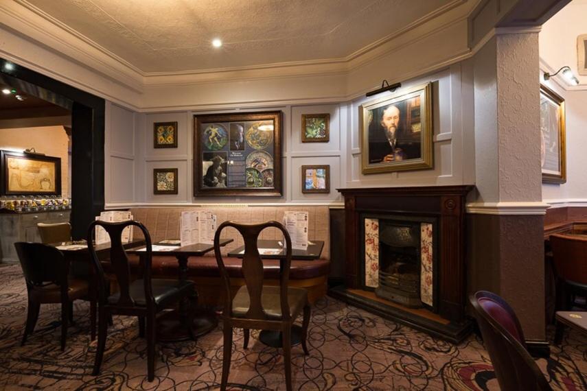 The Bull & Stirrup Hotel Wetherspoon photo