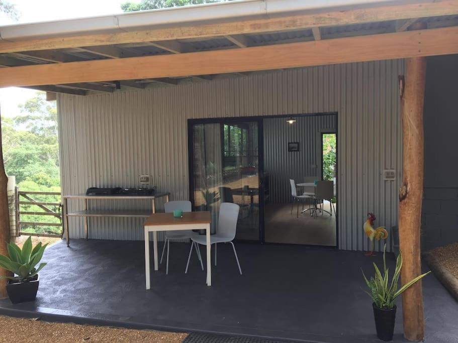 Entrance, Avoca Beach and Bush in Central Coast