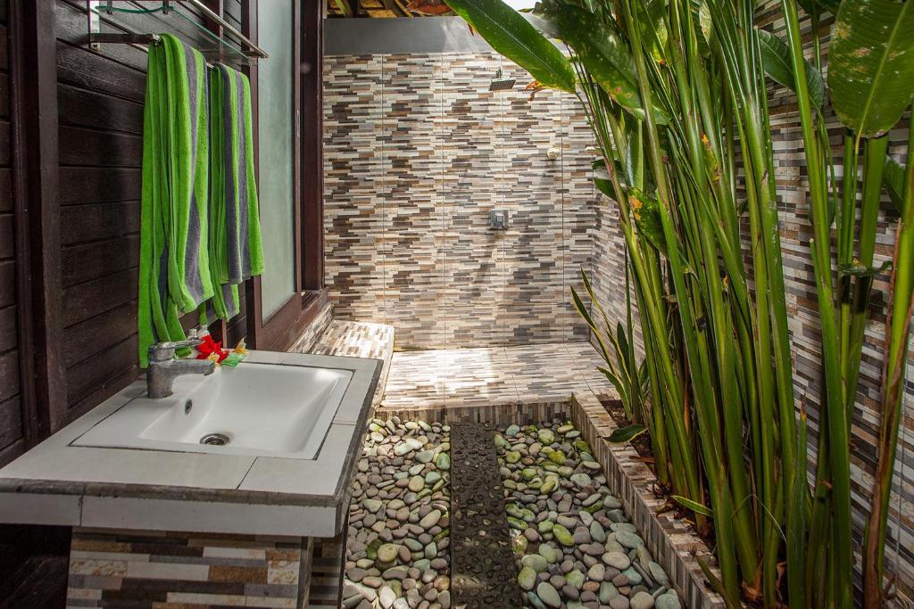 Poh Manis Lembongan Bungalow photo