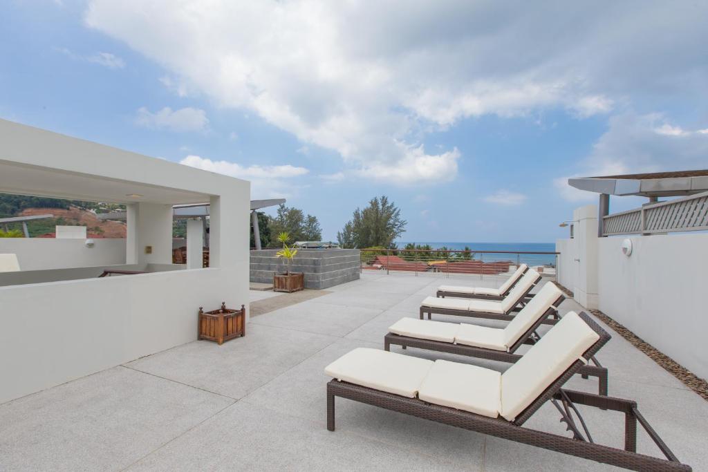 ザ パームス カマラ (The Palms Kamala) バルコニー/テラス