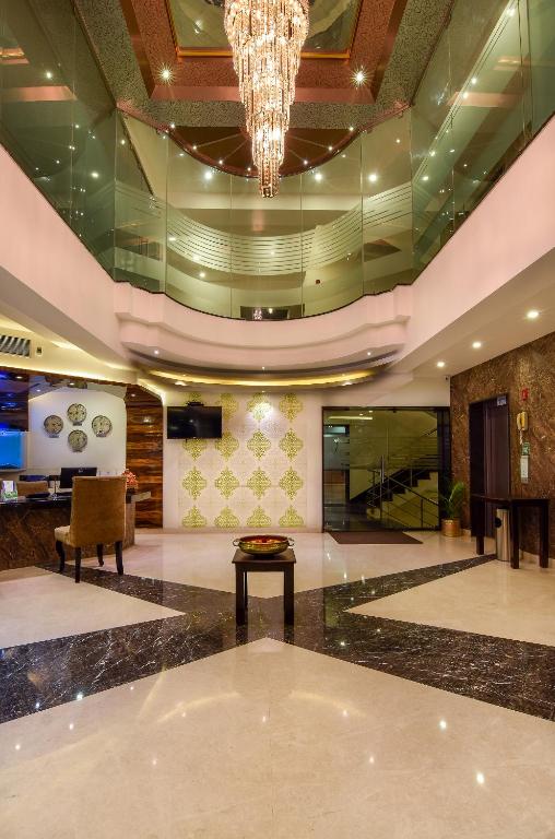 アクシャヤ アウラ ホテル (Akshaya Aura Hotel) フロント・ロビー