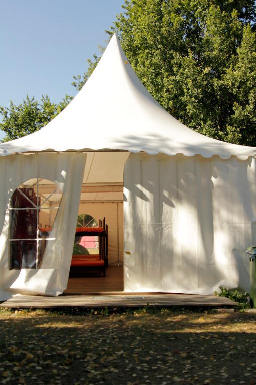 THE TENT - Youth Only - Buchung leider nur bis 30 Jahre moglich! photo