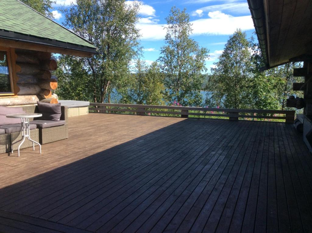 Jarfjord Arctic Aurora Lodge photo